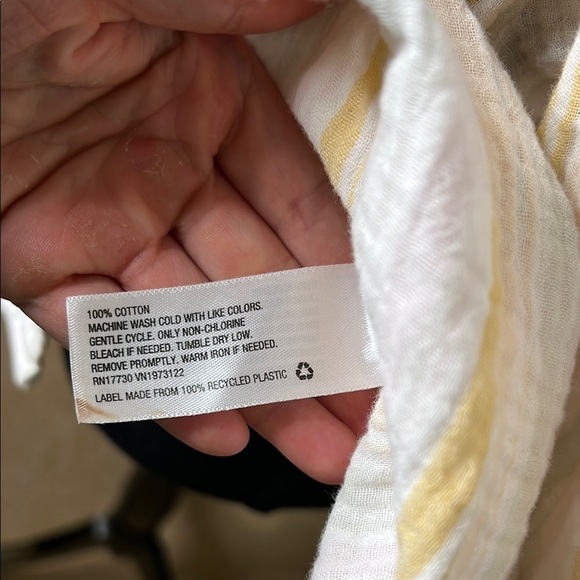 Universal Thread Gauzy Cotton Cover Up Button Down Shirt Size M - Picture 5 of 9